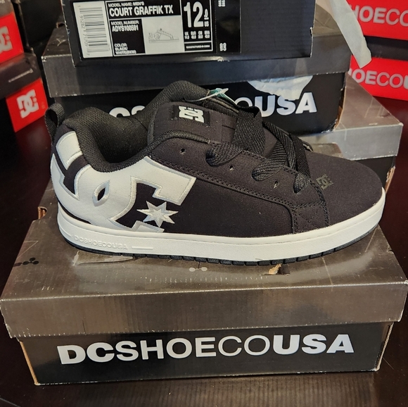 DC Other - DC Shoes- Men's Court Graffik Shoes